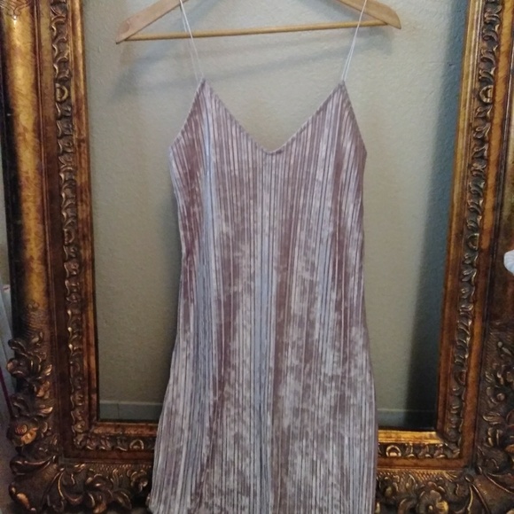 Free Press Clothing Dresses & Skirts - Last price drop** Beautiful Velvet Pink Dress